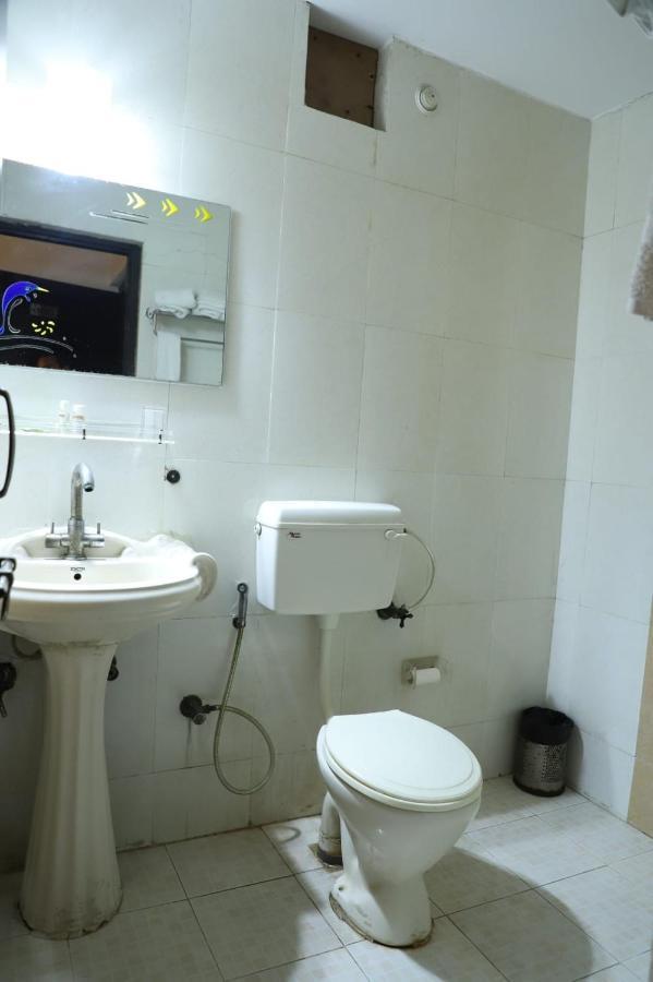 Hotel Tara Palace By Goyal Hoteliers Agra  Extérieur photo